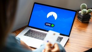 Pros and Cons of VPN Connection